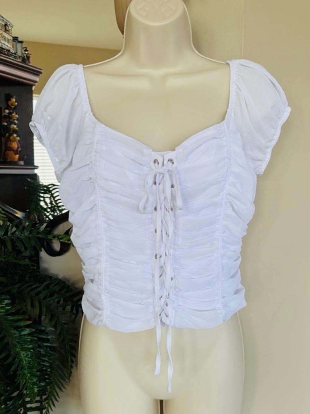 VENUS White Lace-Up Ruched Crop Top Smocked Back Stretch Short Puff Sleeves
